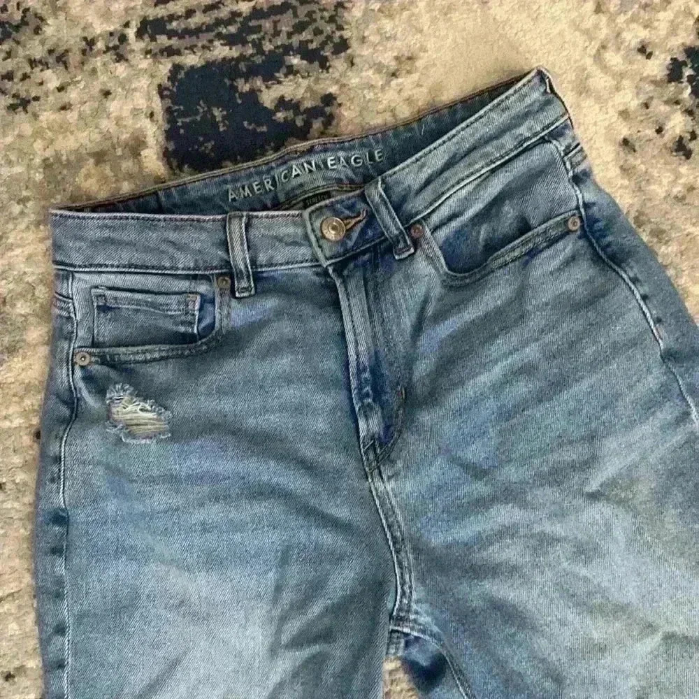 American Eagle Women’s Jeans Size 4 - Picture 2 of 5